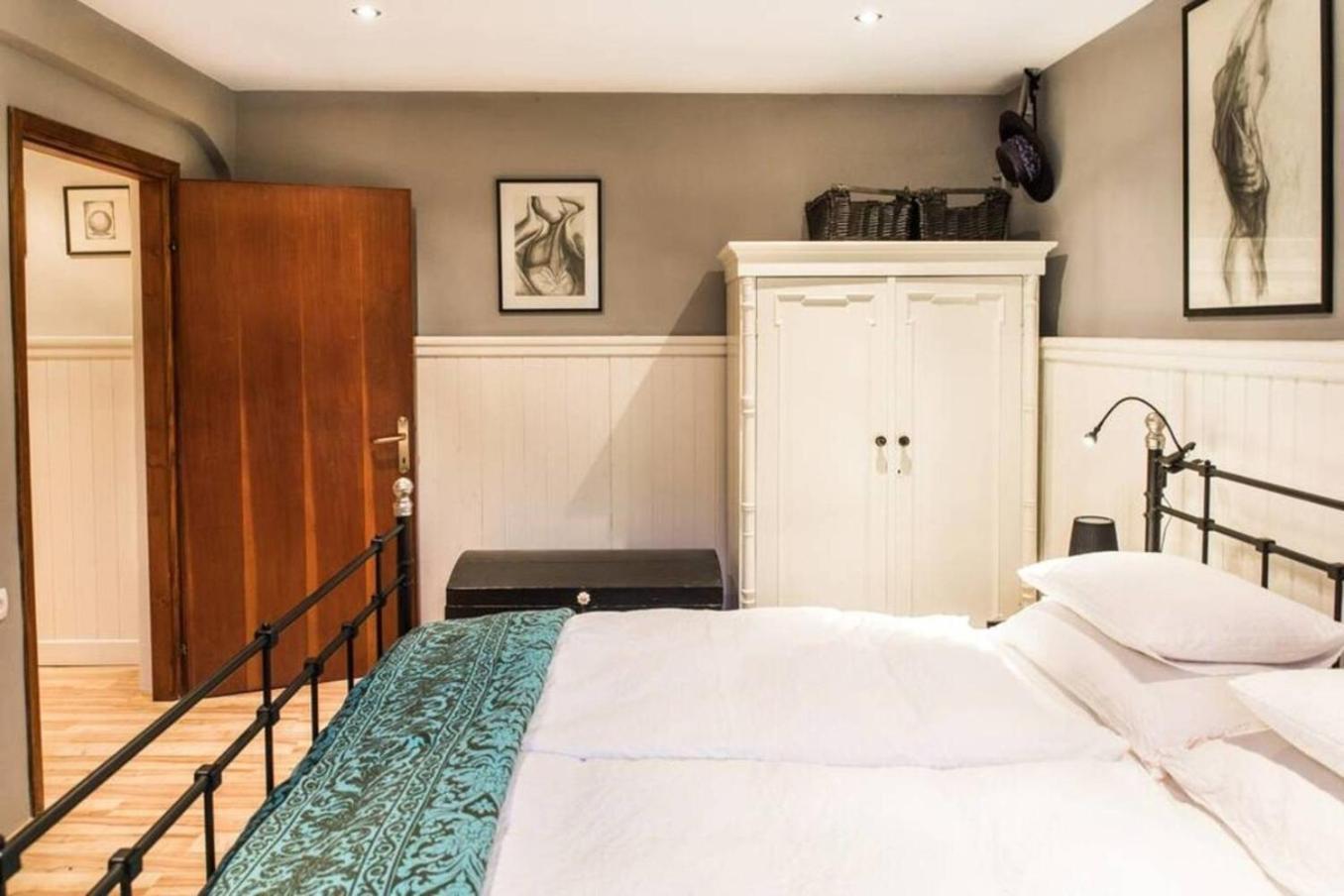 House Maharac With 3 Apartments Till 18 Persons Kamno 外观 照片