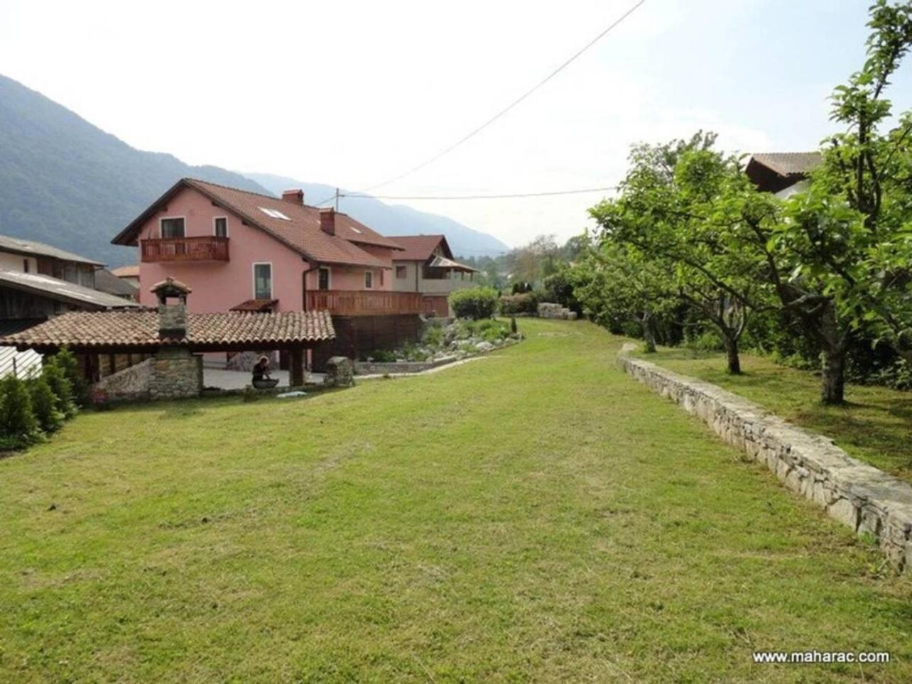 House Maharac With 3 Apartments Till 18 Persons Kamno 外观 照片